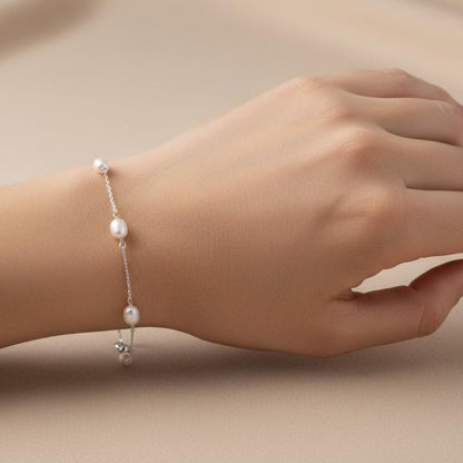 Delicate Pearl Bracelet