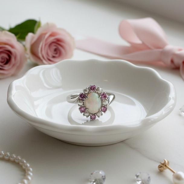 Opal Halo in Platinum