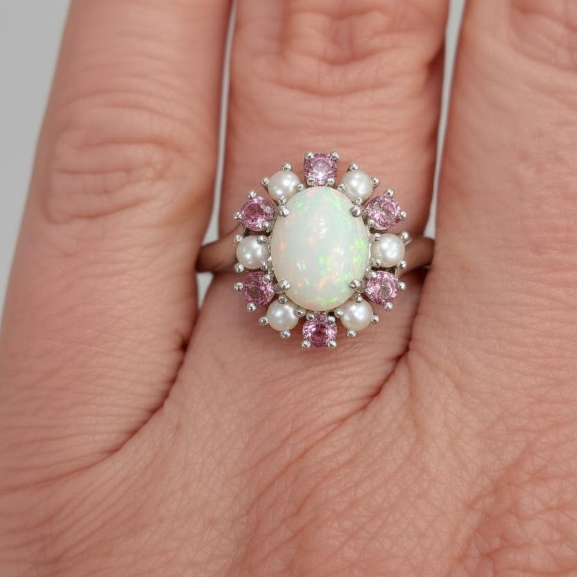 Opal Halo in Platinum