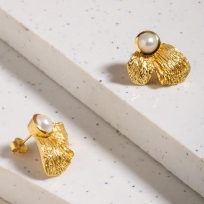 Ginko Leaf Pearl Studs