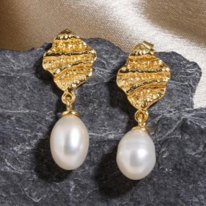 Ripple Shield Studs
