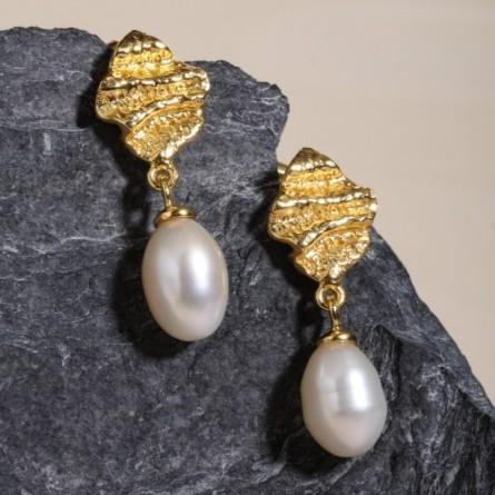 Ripple Shield Studs
